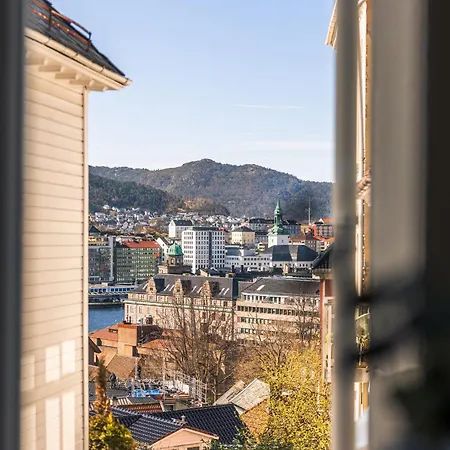 Dinbnb L 300 To Bryggen L Style House Revamped 2023 * Bergen