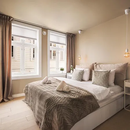 Dinbnb L 300 To Bryggen L Style House Revamped 2023 아파트