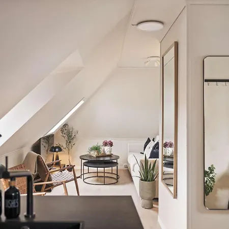 Dinbnb L 300 To Bryggen L Style House Revamped 2023 Lejlighed